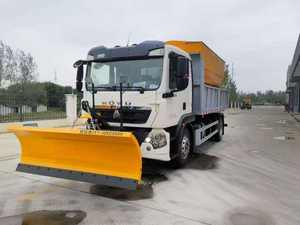 Camión Esparcidor de Sal para Carreteras de Invierno Directo de Fábrica, con Pala/Rodillo de 3m, Tamaños Personalizados, Barredora de Nieve, Componente Central del Motor en Estado de Servicio - Product Image 4