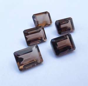 100% Natural Grado superior Cuarzo ahumado Forma rectangular Corte facetado Parte posterior plana Calibrado Alta calidad Venta al por mayor Piedras preciosas a granel OEM - Product Image 1