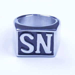 Anillo de Motero de Acero Inoxidable para Hombre con Inicial SN, Tallas 8-15, SR124, Anillo de Moda, Vendedor de EE. UU. - Product Image 1