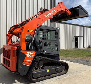 รถตักล้อยาง Kubota SVL97-2 ดีเซล มือสอง สภาพดีเยี่ยม ดูแลรักษาอย่างดี ราคาถูก สะอาด ถังขนาด 0.45 ลูกบาศก์เมตร สีส้ม 1 คัน - Product Image 2