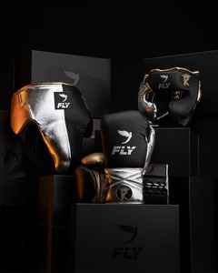Ensemble de Boxe Professionnel en Cuir de Qualité Supérieure Tendance 2025 avec Casque Coquille Lacé Respirant et Anti-Humidité pour Arts Martiaux - Product Image 1