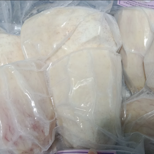 Tubercules de manioc surgelés \ Qualité supérieure, scellés sous vide et prêts à bouillir ou à cuire - Product Image 1