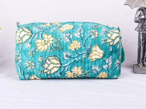 3-Piece Floral Printed Cotton Cosmetic Case <b>Bags</b> <b>Waterproof</b> Durable Eco-Friendly Medium Capacity Vintage Style Zipper Closure - Product Image 3