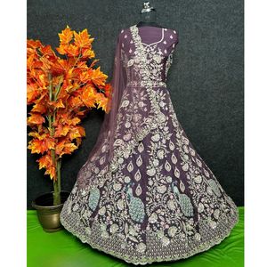 Terciopelo pesado nupcial Lehenga Choli 12 Kali Flare doble Dupatta Jarakan Butti bordado para fiestas de invierno/verano Rajwadi - Product Image 4