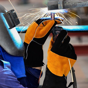 Gants de soudage en cuir Tig résistants à la chaleur Gants de soudage de qualité supérieure Gants en cuir de sécurité durables Pakistan Utilisation en extérieur - Product Image 5