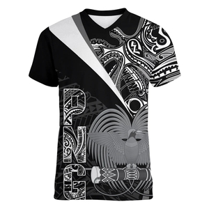 เสื้อยืดคอวีพิมพ์ลายสำหรับผู้ชายเสื้อยืดคอกลมมีปกตั้ง PNG Rugby Mate ma'a Make History เสื้อยืดแชมเปี้ยนแปซิฟิก - Product Image 1