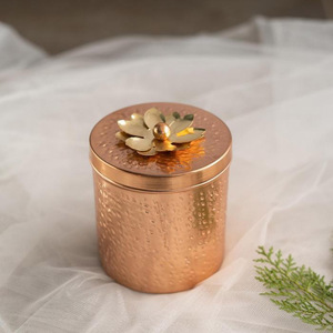 Dernier modèle de boîtes à bougies en cuivre de forme ronde conteneurs à bougies meilleure qualité pour les décorations d'éclairage de table de fête de mariage - Product Image 2