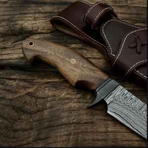 Cuchillo de Caza de Acero de Damasco Hecho a Mano Personalizado de Primera Calidad, Mango de Madera, Supervivencia al Aire Libre, Campamento, Pesca con Funda - Product Image 3