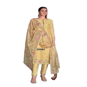 Il Designer indiano indossa un materiale a rete a farfalla con ricamo Salwar Kameez Suit con Fancy Dupatta Set per le donne indossa il vestito