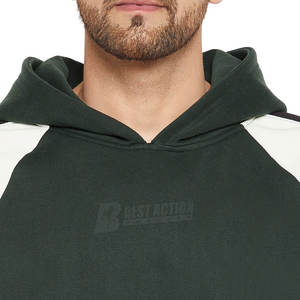 Survêtement sur mesure pour hommes Dernière conception Shorts de sport en polaire Fabriqué au Pakistan Livraison aérienne disponible - Product Image 6