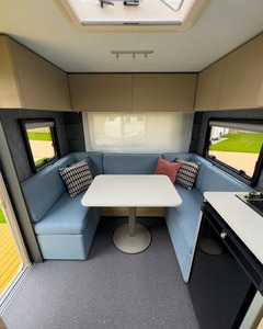 Mini Caravana YORULMAZ Assos 390, Remolque de Viaje para 2 Personas, Aluminio Ligero, Diseño Moderno, Serigrafía, Exterior Negro - Product Image 3