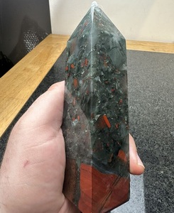 Súper calidad en Soha Agate Natural African Bloodstone Crystal Tower Obelisco natural para Reiki Chakra Equilibrio y meditación - Product Image 3