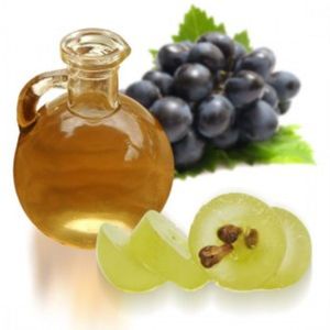 Huile de pépins de raisin pure très vendue, 100% naturelle, pressée à froid, huile essentielle pure de qualité supérieure, vente en gros en vrac pour la cuisine et la beauté - Product Image 1