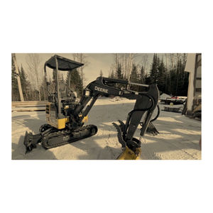 Miniexcavadora John Deer 17G, eficiente y potente excavadora compacta de confianza para la construcción agrícola y los trabajos - Product Image 4