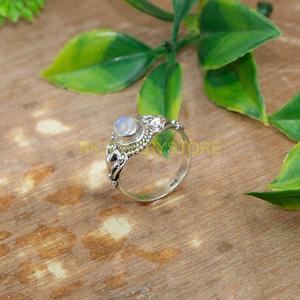 Anillo de Piedra Lunar Azul Fuego, Plata de Ley 925, Anillo de Diseño Hecho a Mano, Anillo de Piedras Preciosas, Joyería de Piedra Lunar, Regalo de Navidad - Product Image 3