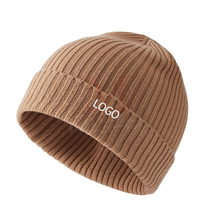 Bonnets d'hiver brodés avec logo personnalisé vente en gros stock tricoté pour hommes femmes bébés enfants toque d'hiver avec impression numérique - Product Image 2