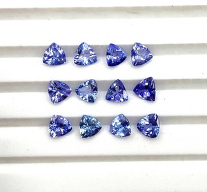 Piedras preciosas sueltas facetadas de corte trillón de tanzanita Natural de 5-6mm para la fabricación de joyas Piedra calibrada de tanzanita a precio mayorista - Product Image 4