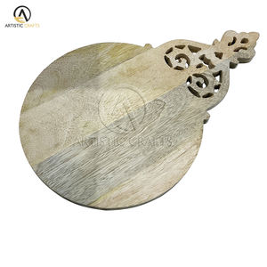 Planche à découper en bois de manguier durable et écologique avec incrustation d'os pour pizza et fromage servant des ustensiles de cuisine à domicile emballés en gros - Product Image 1