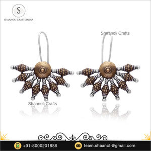 Pendientes de araña de latón oxidado de dos tonos para mujer hechos a mano indios colgantes plateados con gancho para Aniversario de compromiso - Product Image 2