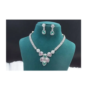 Élégant ensemble de bijoux en laiton AD Style classique pour les mariages fêtes anniversaires Date nuits au prix d'exportation - Product Image 1