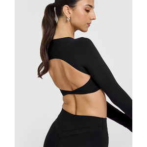 Top corto de entrenamiento de manga larga de poliéster suave y elástico para mujer - Product Image 6