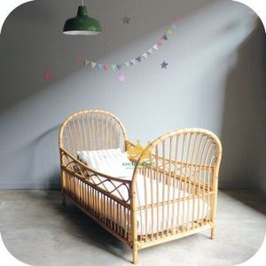 Vente en gros de lits pour bébé en rotin naturel de haute qualité faits à la main lits en rotin pour enfants de l'usine du Vietnam - Product Image 2