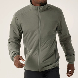 Veste coupe-vent de luxe pour hommes, veste à glissière légère, résistante au vent, avec logo et broderie personnalisés - Product Image 1