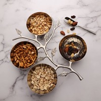 Ronde Metalen Dadels Kom Perfect Voor Het Serveren Van Snacks Desserts Noten En Diverse Droge Vruchten