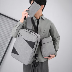 Mochila Personalizada para Portátil con Compartimento Acolchado, Almacenamiento Multibolsillos, Capacidad de 18L-35L, Resistente al Agua, para Oficina y Viajes - Product Image 6