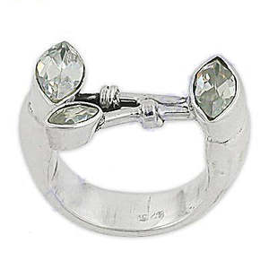 Anillo Moderno Romántico de Plata 925 para Mujer con Circonita Cúbica de Corte Esmeralda, Patrón Geométrico, Bañado en Rodio, para Promesas - Product Image 1