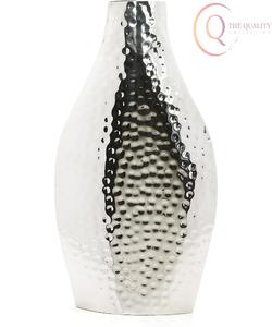 Jarrón de Metal Contemporáneo para Mesa, Diseñado para Mejorar el Ambiente Interior con Belleza Artística y Estilo Moderno - Product Image 1