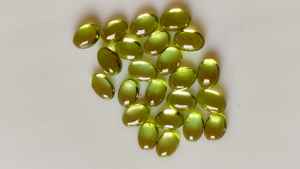 Alta calidad peridoto piedra preciosa original forma redonda cabujón 3mm - 8mm parte posterior plana piedras preciosas sueltas de proveedor indio para anillos - Product Image 5