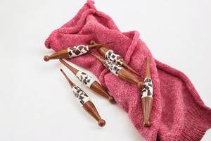 Ganchos de Crochet Ligeros de Resina para Coser y Hacer Crochet - Product Image 5