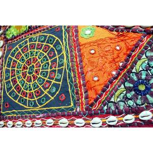 Décoration murale indienne bohème brodée à la main, toran ethnique, cantonnière abstraite, décoration traditionnelle pour salon, art décoratif Diwali - Product Image 3