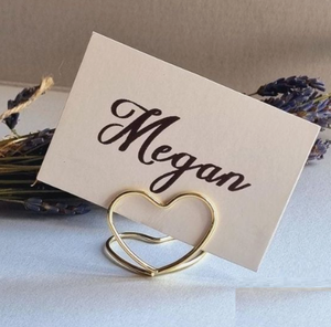 Porte-cartes publicitaire en métal doré Porte-cartes en forme de cœur Présentoir de table Style vintage Porte-cartes de bureau en métal - Product Image 1