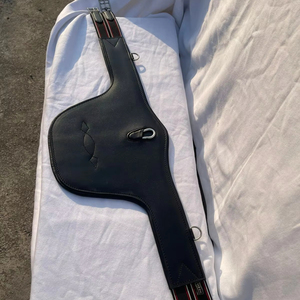 Sangle de cheval en cuir rembourrée douce avec extrémités élastiques |   Sangle de selle de cheval - Product Image 6