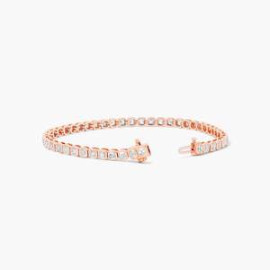Bracelet tennis en diamant taille Asscher avec sertissage clos, bijou tendance pour cadeau de Saint-Valentin - Product Image 5