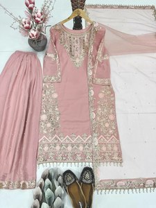 Trend Özel Saf Georgette İpek Kırmızı Ağır İşlemeli Yarı Dikili Salwar Kameez Eşleşen Dupatta Seti Parti İçin - Product Image 2