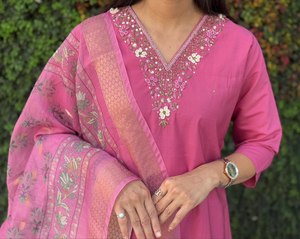 Le plus beau costume Salwar traditionnel en soie semi-cousu, prêt-à-porter, pour adultes, fait main, dernière collection, robe de soirée et de mariage longue, style pakistanais - Product Image 3
