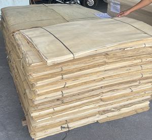 Madera contrachapada de chapa de álamo de alta calidad, fábrica de Vietnam, productos de madera al por mayor - Product Image 3