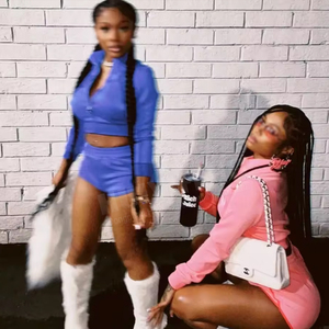 Regular Fit Summer One <b>Set</b> Velvet Two Piece Women Suit <b>Set</b> Zipper Pocket Short Top Long Sleeve - Product Image 4