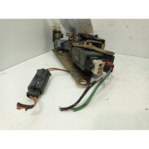 ตัวล็อคด้านหน้าขวาแบบสมาร์ท สำหรับรถ ForTwo Cabrio (W450) รุ่น Q0010427V001000000 16411315 (98>03) - Product Image 6