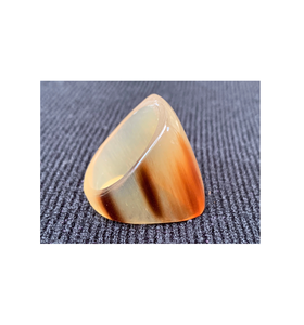 Anillo de cuerno de diseño único para niña y mujer, joyería hecha a mano, artesanía natural, anillos de cuerno de la más alta calidad - Product Image 1