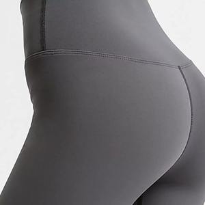 Vente en gros de vêtements de sport Vêtements de sport Soutien-gorge de sport sans manches et respirant pour femmes soutien-gorge élégant et tendance pour femmes au design personnalisé - Product Image 5