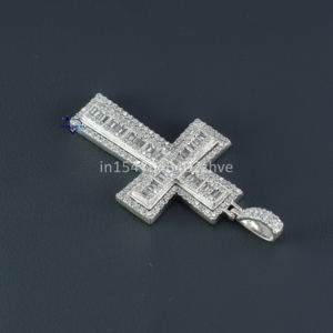 นักออกแบบล่าสุดจี้ฮิปฮอปทองคําขาว 14 kt แสดงห้องปฏิบัติการที่เติบโตรอบเพชรตัดสดใสและบาแกตต์ในความใสของ vvs - Product Image 4