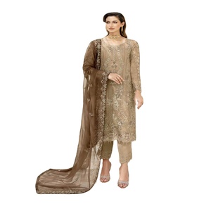 Colección de gasa de lujo bordado pesado Ramsha Vol venta completa vestido de novia paquistaní Lehnga Choli Salwar Kameez - Product Image 1