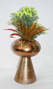 Jarrón de Flores Moderno y Elegante de Aluminio Premium con Textura Martillada en Tono Cobre, Estilo Único, Ideal para Bodas - Product Image 4