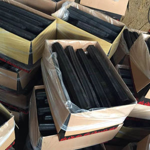 Carbón Activado Hexagonal de Madera Dura Premium para Barbacoa, Larga Duración, Bajo en Cenizas, Alto Contenido de Carbono Fijo, Calidad de Exportación - Product Image 1