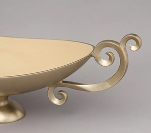 ชามผลไม้รูปทรงเรือสีทองหรูหราจากอินเดียทรงกลมเคลือบด้วยผงสีดำด้านในทำจากแก้วโลหะและเหล็ก - Product Image 4