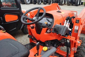 2025 KUBOTA L3302HST 4WD Mini Tracteur 70/90/100HP Diesel Massey Ferguson Moteur 4x4 Type D'entraînement - Product Image 6